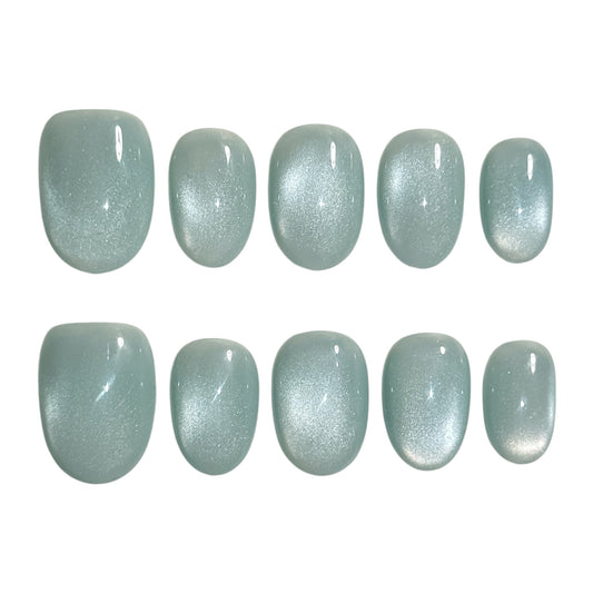 Ice Blue press on nails bleu glacé effet cat eye faits main – NailMusee