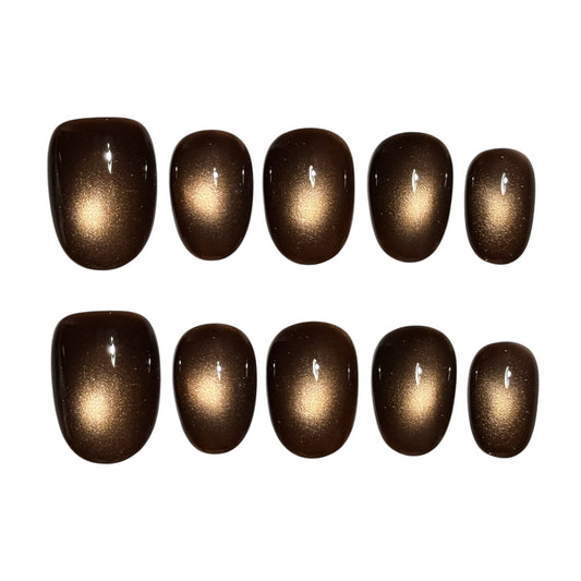 Ongles press-on brun chaud, effet verre lumineux – NailMusee