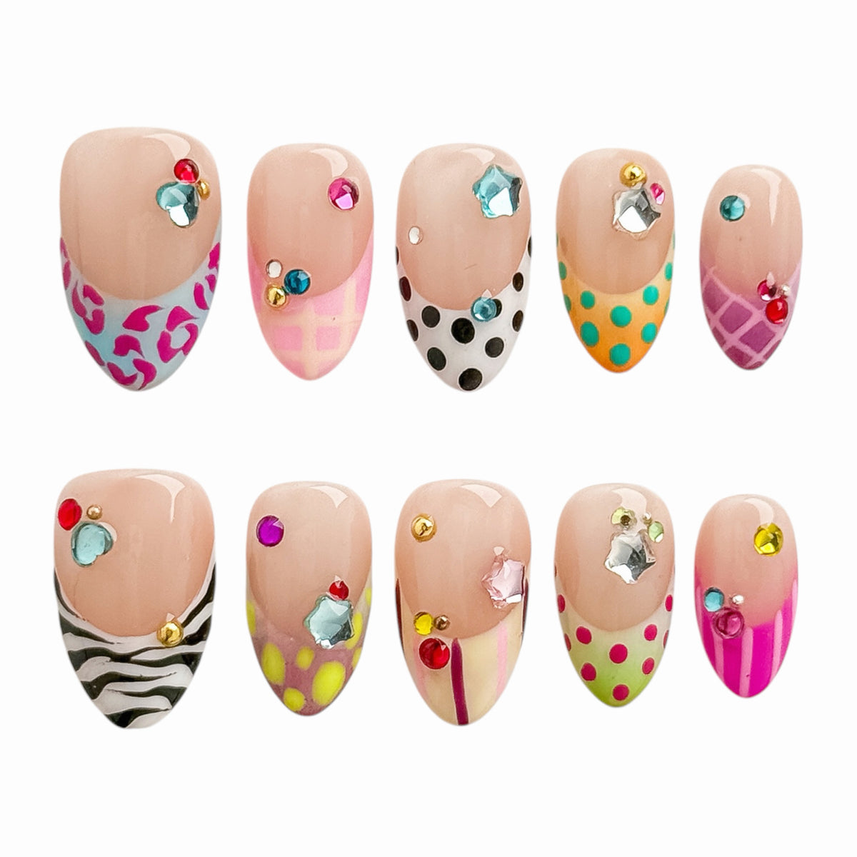 Gem Party press on nails faits main avec strass colorés, motifs léopard, zèbre, pois et carreaux