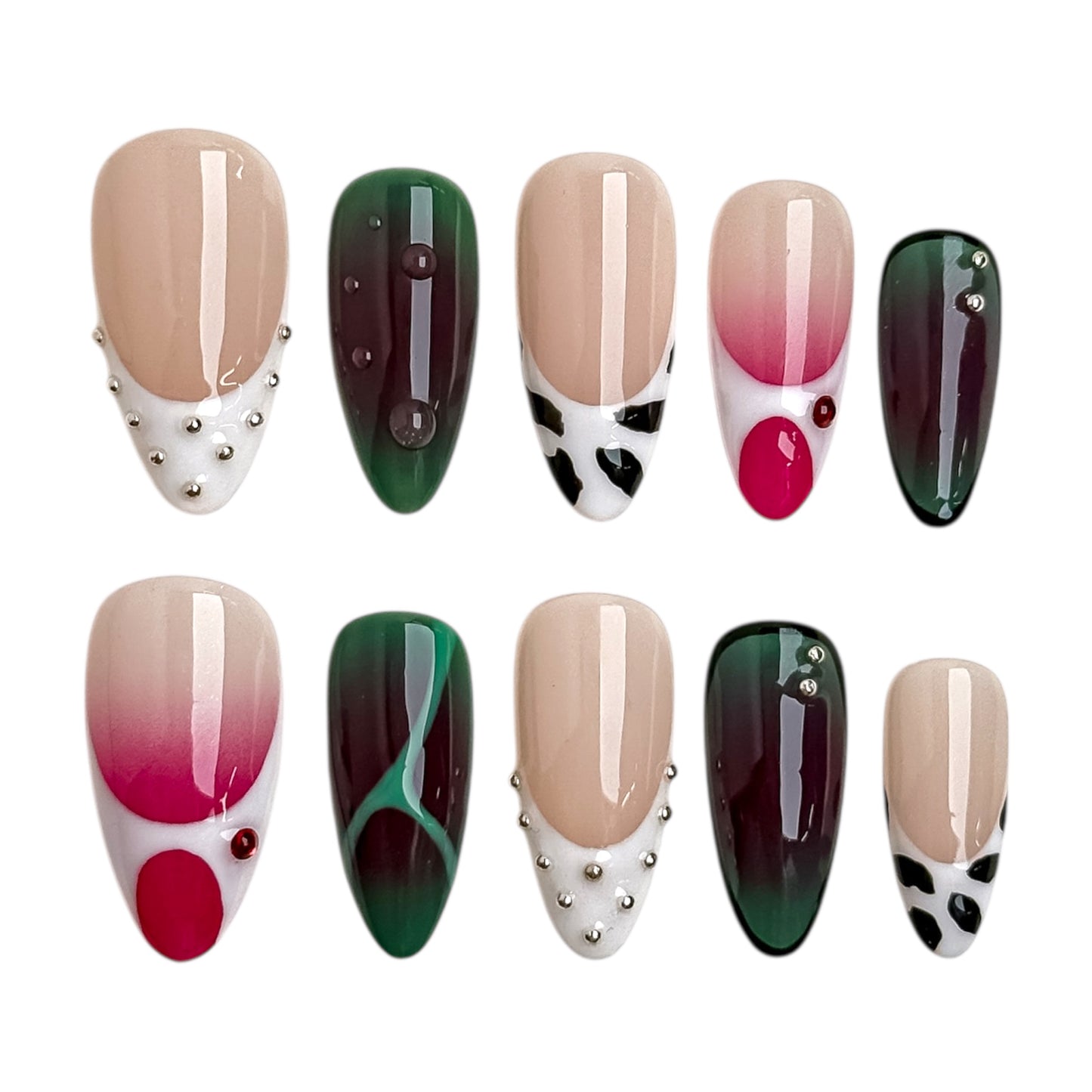 Press-on nails Vert Fumé avec tons nude et vert fumé, finition brillante et style Y2K