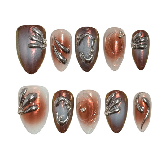 Faux ongles Ombres d’Automne aux reflets cuivrés et métalliques